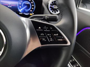 Mercedes-Benz EQA EQA 250+ 70.5kWh Sport (Executive) (190 ps) - ADAPTIVE LIGHTS