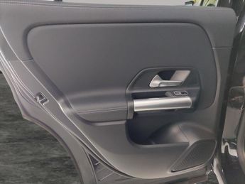 Mercedes-Benz EQA EQA 250+ 70.5kWh Sport (Executive) (190 ps) - ADAPTIVE LIGHTS