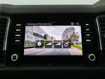 Skoda Kodiaq 1.5 TSI ACT SE L Executive DSG (7 Seat) (150 ps) - 7 SEATS - NAV