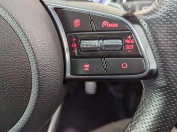 Kia Ceed 1.4 T-GDi GT-Line S DCT (138 bhp) - LED - REVERSE CAM - NAV