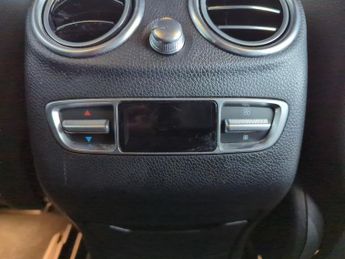 Mercedes-Benz GLC 2.0 GLC300d AMG Line (Premium) G-Tronic+ 4MATIC (245 ps) - HEATE