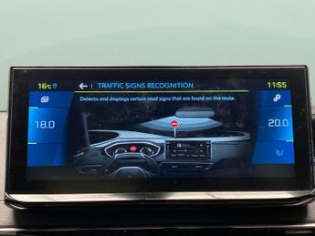 Peugeot 3008 1.6 13.2kWh Allure Plug-in e-EAT (225 ps) - LANE DEPARTURE  - BL