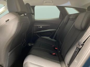 Peugeot 3008 1.6 13.2kWh Allure Plug-in e-EAT (225 ps) - LANE DEPARTURE  - BL
