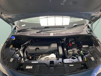 Peugeot 3008 1.6 13.2kWh Allure Plug-in e-EAT (225 ps) - LANE DEPARTURE  - BL