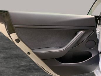 Tesla Model 3 (Dual Motor) Long Range 4WDE (346 ps) - PARK ASSIST - LED - REVE