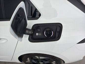 Vauxhall Astra 1.6 12.4kWh GSe Plug-in (225 ps) - ACTIVE LANE ASSIST - KEYLESS 