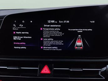 Kia Niro 64.8kWh 4 (201 bhp) - ACTIVE LANE ASSIST - HEAT AND COOL SEATS