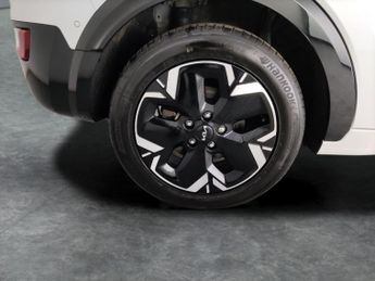 Kia Niro 64.8kWh 4 (201 bhp) - ACTIVE LANE ASSIST - HEAT AND COOL SEATS