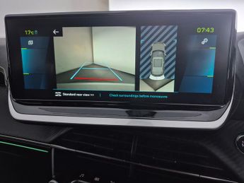 Peugeot E-2008 50kWh GT Premium (136 ps) - REVERSE CAM - ALCANTARA - NAV