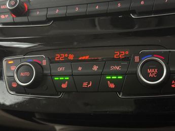 BMW X1 1.5 25e 10kWh xLine Plug-in xDrive (220 ps) - PERFORMANCE CONTRO
