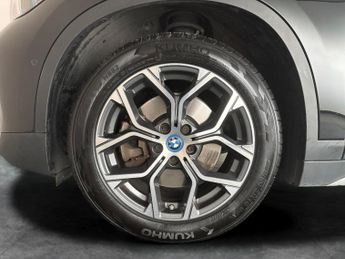 BMW X1 1.5 25e 10kWh xLine Plug-in xDrive (220 ps) - PERFORMANCE CONTRO