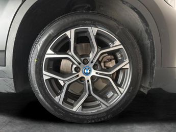 BMW X1 1.5 25e 10kWh xLine Plug-in xDrive (220 ps) - PERFORMANCE CONTRO