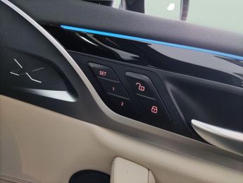 BMW iX3 80kWh M Sport (286 ps) - HUD - CARPLAY - UPGRADED SOUND
