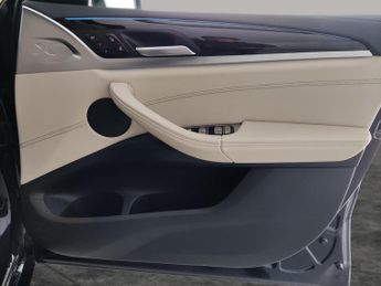 BMW iX3 80kWh M Sport (286 ps) - HUD - CARPLAY - UPGRADED SOUND