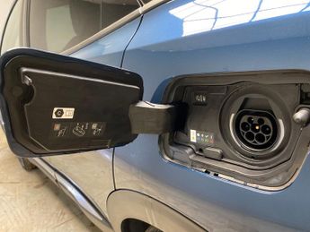 Peugeot 3008 1.6 13.2kWh Allure Plug-in e-EAT (225 ps) - LANE DEPARTURE  - BL