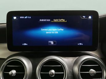 Mercedes-Benz GLC 2.0 GLC300e 13.5kWh AMG Line (Premium) Plug-in G-Tronic+ 4MATIC 