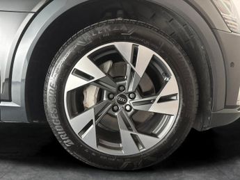 Audi e-tron 55 Sport Sportback quattro 95kWh (11kW Charger) (408 ps) - REVER