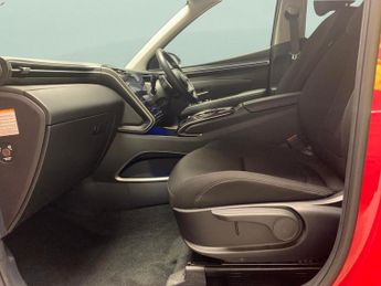 Hyundai Tucson 1.6 h T-GDi Premium (230 ps) - NAV - HEATED STEERING - BLIND SPO