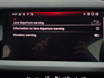 Audi Q4 E-tron 35 Sport 55kWh (170 ps) - CARPLAY - ACTIVE LANE ASSIST - LED