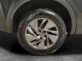 Nissan Qashqai 1.3 DIG-T MHEV Acenta Premium XTRON (158 ps) - WIFI - BLIND SPOT