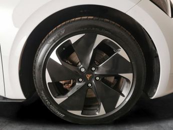 Cupra Born e-Boost 59kWh V2 (230 ps) - LED - REVERSE CAM - HEATED SEATS