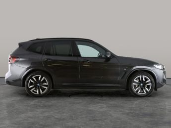 BMW iX3 80kWh M Sport (286 ps) - BMW LASERLIGHTS - ADAPT CRUISE - BLACK 