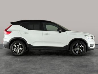 Volvo XC40 1.5 T3 R-Design (163 ps) - PARK ASSIST - LED - LANE DEPARTURE