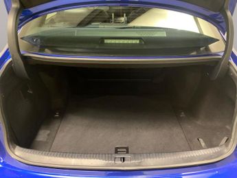 Lexus IS 2.5 300h F Sport E-CVT (223 ps) - BLUETOOTH - DRIVING MODES - PA