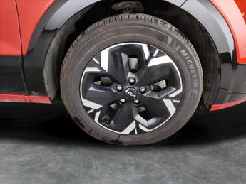 Kia Niro 64.8kWh 4 (201 bhp) - REVERSE CAM - NAV - HEATED SEATS