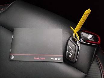 MG MG ZS 72.6kWh Trophy Long Range (156 ps) - ACTIVE LANE ASSIST - KEYLES