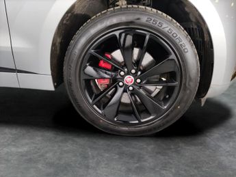 Jaguar F-PACE 2.0 D200 MHEV R-Dynamic Black AWD (204 ps) - REVERSE CAM - NAV