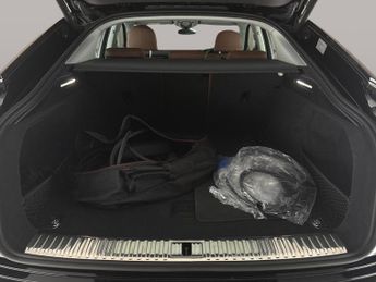 Audi e-tron 55 Sport Sportback quattro 95kWh (11kW Charger) (408 ps) - REVER