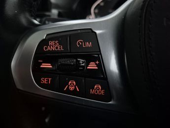 BMW iX3 80kWh M Sport (286 ps) - BMW LASERLIGHTS - ADAPT CRUISE - BLACK 