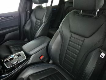 BMW iX3 80kWh M Sport (286 ps) - BMW LASERLIGHTS - ADAPT CRUISE - BLACK 