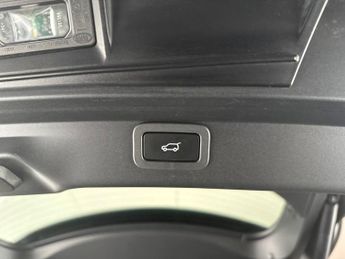Jaguar I-PACE 400 90kWh SE 4WD (400 ps) - CARPLAY - KEYLESS ENTRY - LED