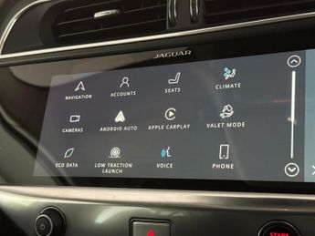 Jaguar I-PACE 400 90kWh SE 4WD (400 ps) - CARPLAY - KEYLESS ENTRY - LED