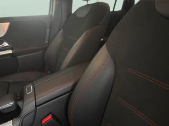 Mercedes-Benz EQA EQA 250+ 70.5kWh AMG Line (190 ps) - COMFORT PACK - PADDLE SHIFT
