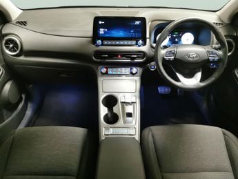Hyundai Kona 64kWh Premium (10.5kW Charger) (204 ps) - HEATED SEATS - HEATED 