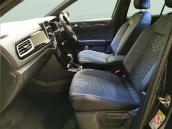 Volkswagen T-Roc 1.5 TSI R-Line DSG (150 ps) - DIGITAL DASH - AIR CON - AUTO HEAD
