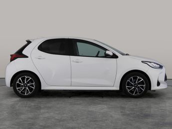 Toyota Yaris 1.5 VVT-h Design E-CVT (116 ps) - BLUETOOTH - AIR CON - DAB