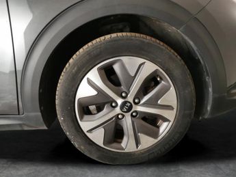 Kia Niro 64kWh 4+ (201 bhp) - HEAT AND COOL SEATS - LED - REVERSE CAM