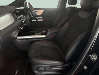 Mercedes-Benz EQA EQA 250+ 70.5kWh AMG Line (190 ps) - COMFORT PACK - PADDLE SHIFT