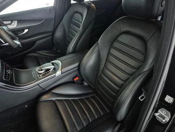 Mercedes-Benz C Class 2.0 C300de 13.5kWh AMG Line Night Edition (Premium) Plug-in G-Tr