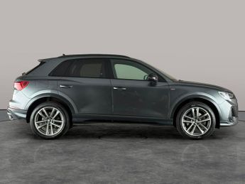 Audi Q3 1.4 TFSIe 45 Black Edition Plug-in S Tronic 13kWh (245 ps) - BLU
