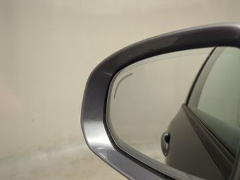 Volvo XC60 2.0 D4 Momentum Pro AWD (190 ps) - BLIND SPOT ASSIST - CONVENIEN