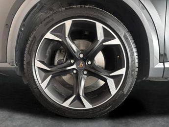 Cupra Formentor 1.4 eHybrid 12.8kWh V2 Plug-in DSG (204 ps) - NAV - HEATED STEER