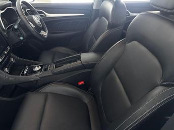 MG MG ZS 44.5kWh Exclusive (143 ps) - REVERSE CAM - NAV - HEATED LEATHER