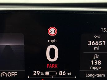Volkswagen ID.3 Pro Performance 58kWh Life (204 ps) - HEATED STEERING - COMFORT 