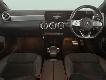 Mercedes-Benz CLA 1.3 CLA250e 15.6kWh AMG Line Night Edition (Premium Plus) Coupe 