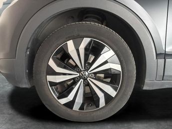 Volkswagen T-cross 1.0 TSI Black Edition DSG (110 ps) - PARK SENSORS - AIR CON - DA
